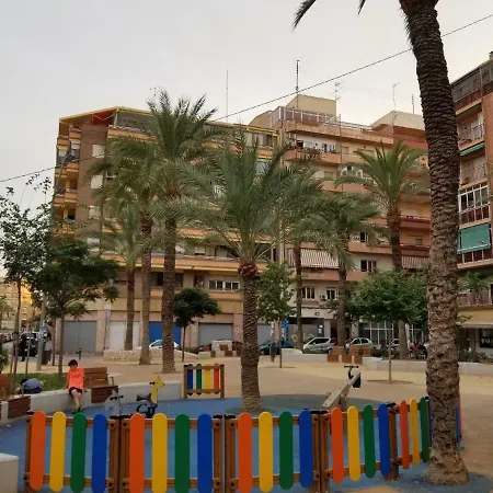 Calle Arquitecto Vidal * Alicante